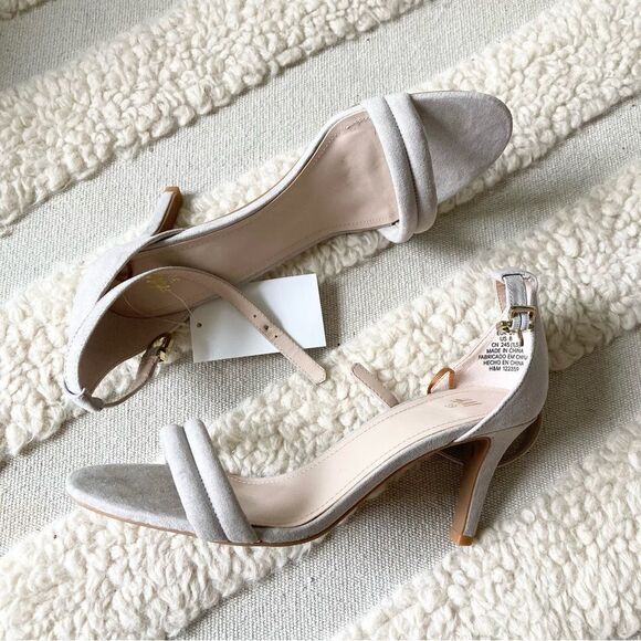 H&M‎ gray sandal heels 8 - Picture 1 of 5